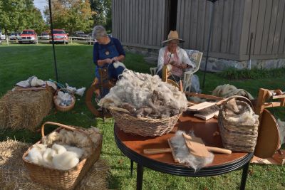 wool spinning