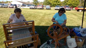 weaving loom